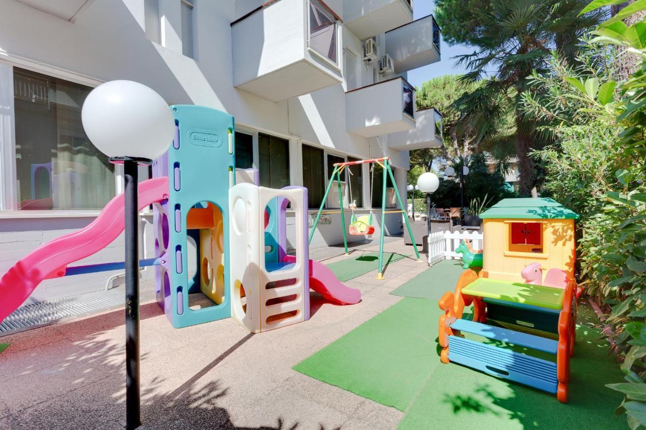 Hotel Kiss Cesenatico Eksteriør billede